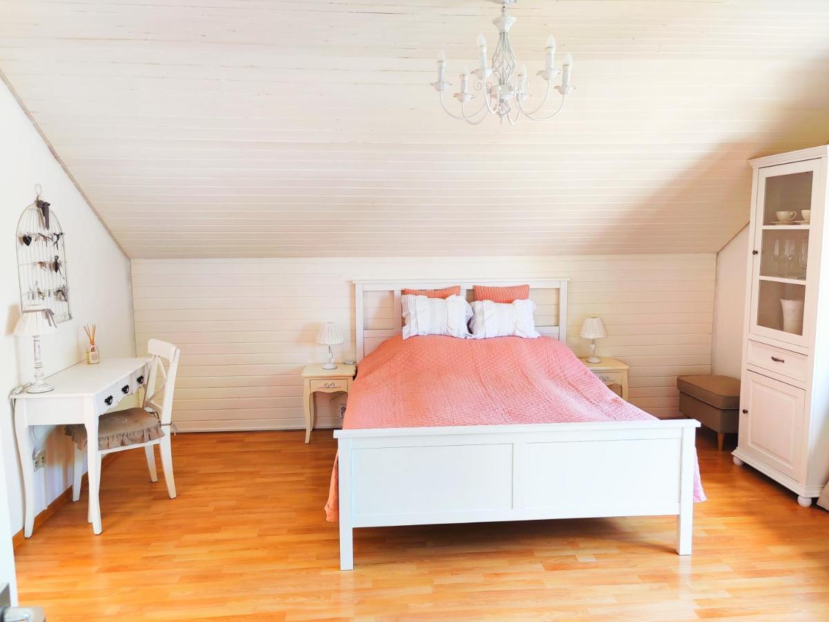 Romantic Style Apartment Titisee Екстер'єр фото